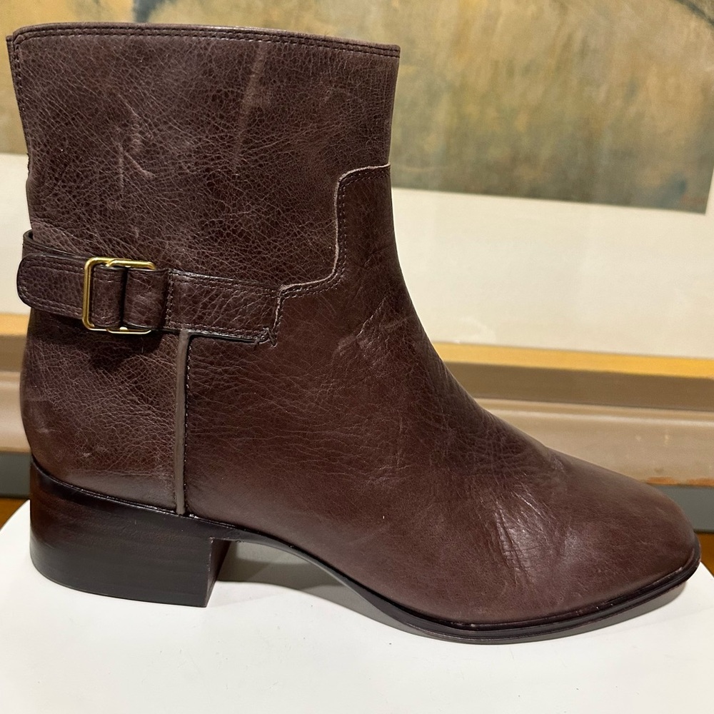 🌸SARTO by FRANCO SARTO 🌸 Brown Leather Round Toe Ankle Bootie Size: 8.5 - Picture 3 of 16